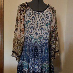 Faith top Size Med